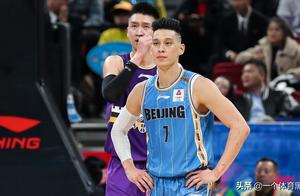 87-79！京城德比像活塞打马刺，男篮悍将愈发成熟，苏群：高水平